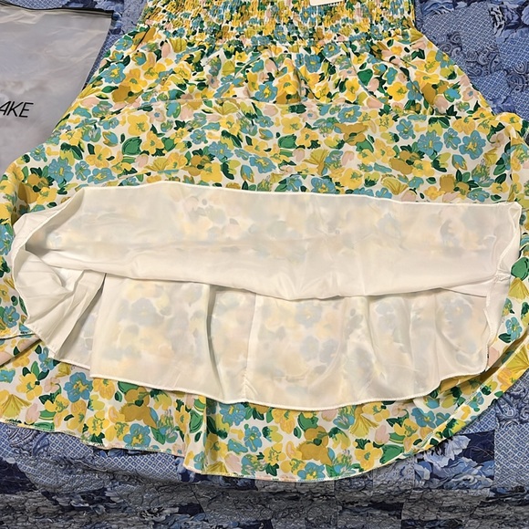 NWT Double Take smocked flounce Dress. - Picture 6 of 11